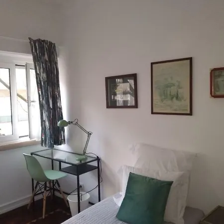 Dormeaqui بيت ضيافة Lisboa
